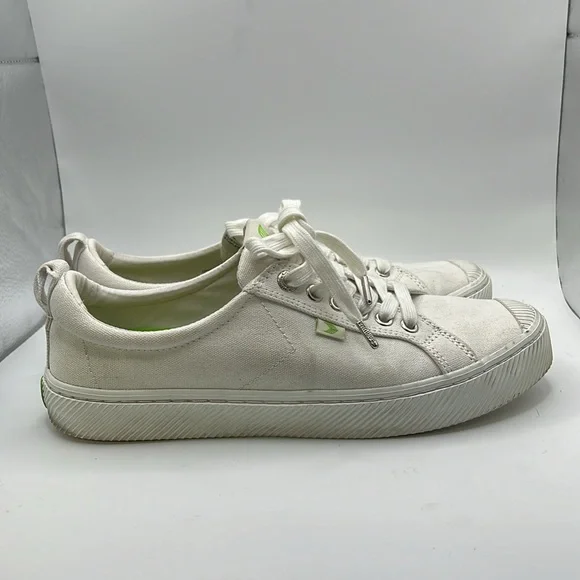 Cariuma Womens Size 12 White Canvas Shoes Cariuma Shoes Cariuma